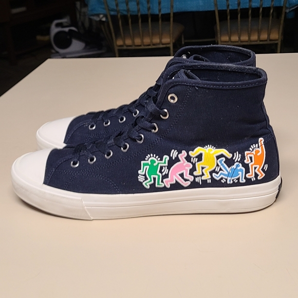 H&M X Keith Haring "The Dance" Canvas hi top sneaker size 11 1/2 - Picture 1 of 12